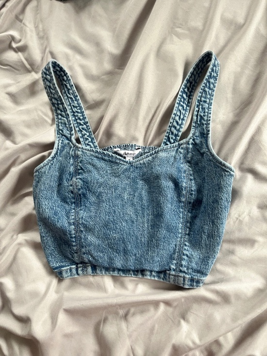 Reitmans Tops - Reitmans Jean cropped tank top